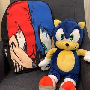 Build a Bear Sonic and Backpack Gently used no rips or tears or stains